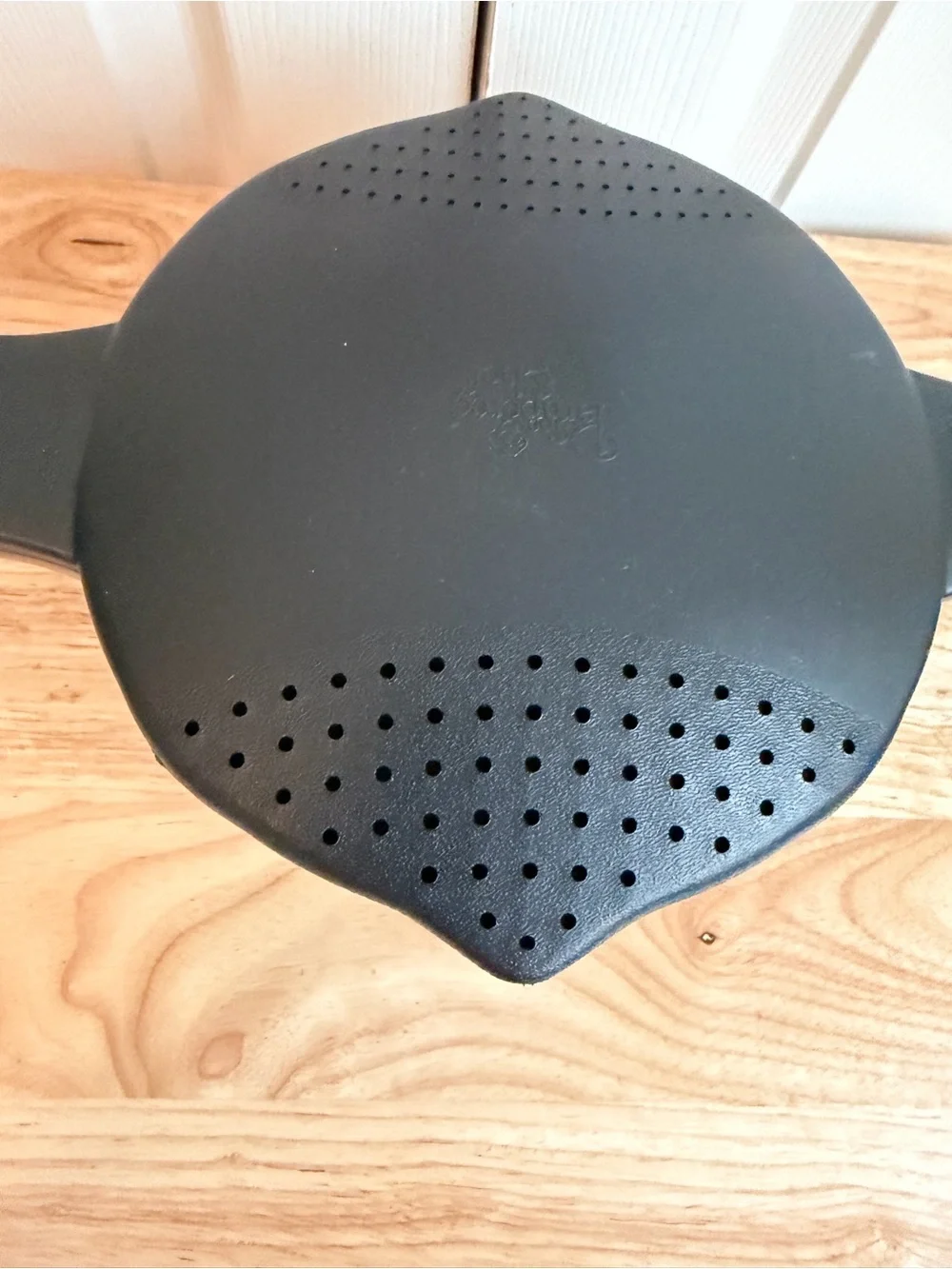 Pampered Chef Black Micro Cooker Microwave Steamer Large 8 Cup 2 Quart #2778